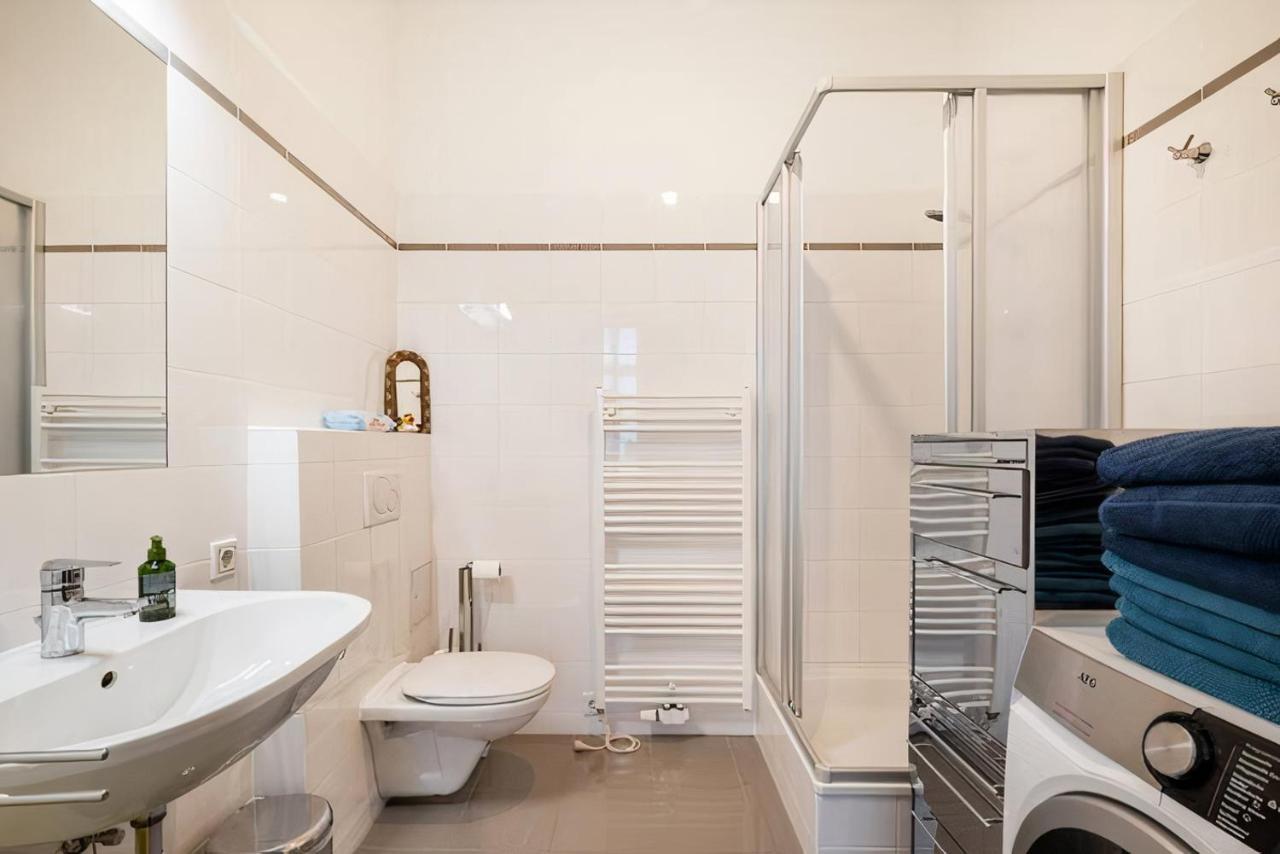 Imperial Gem . Flamboyant Studio . Heart Of Vienna Apartment Exterior photo
